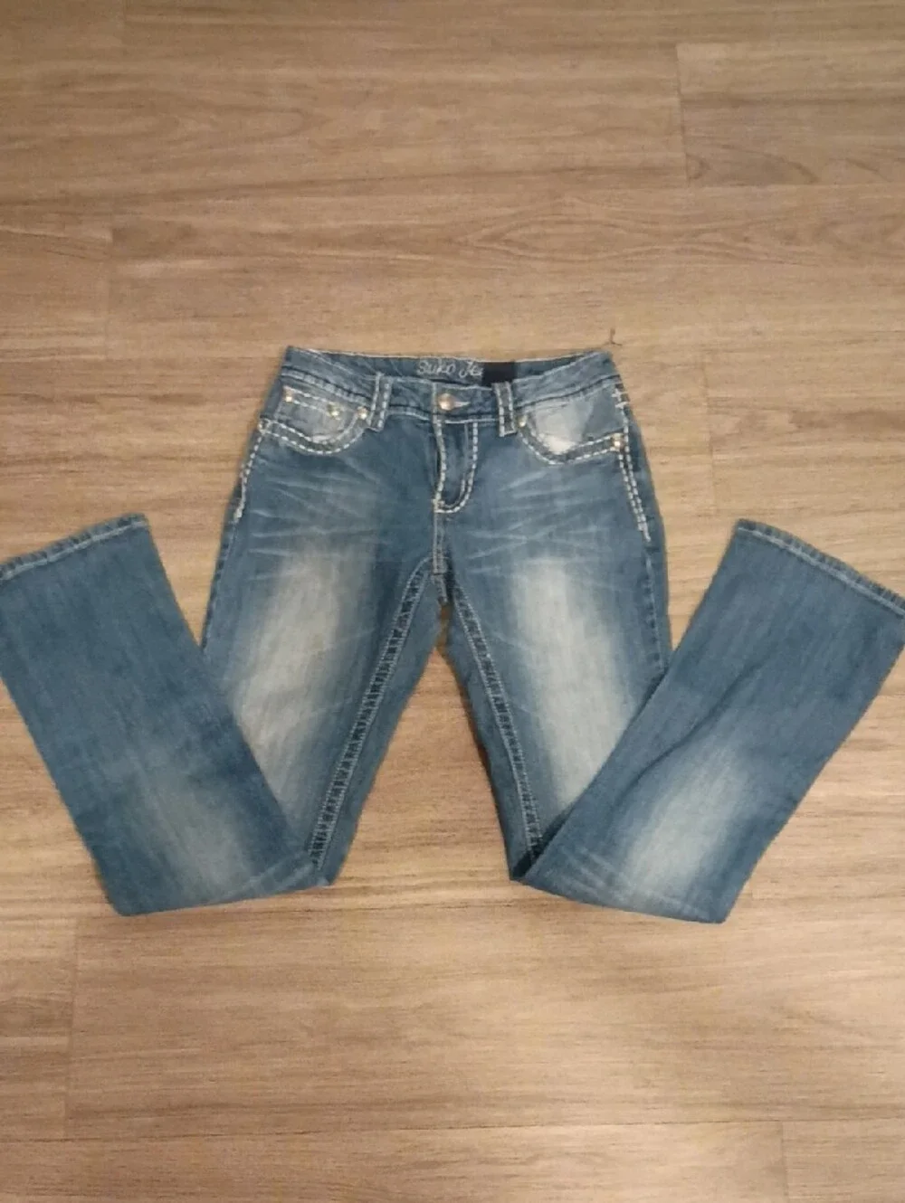 SILVER Jeans Women’s Faded Blue Flare Jean